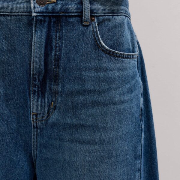 Me and Em Engineered Barrel Jean