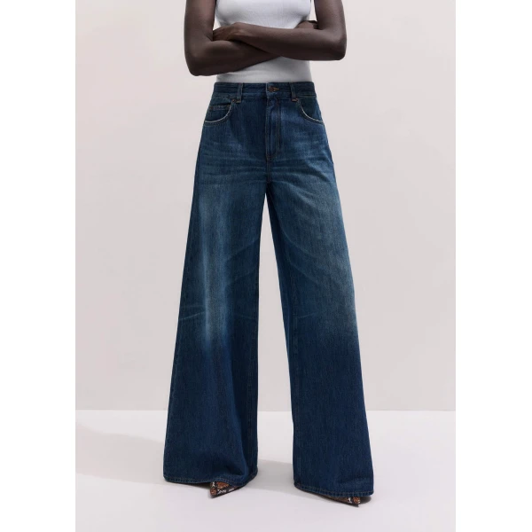 Me and Em Super Wide Baggy Jean
Midweight Denim, view 6