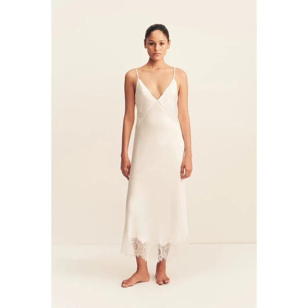 Shona Joy Ivory Robes