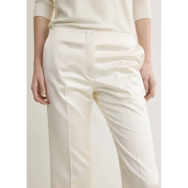 Toteme Pants with minimalist design at Coveti