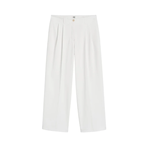 Toteme Pants with minimalist design at Coveti