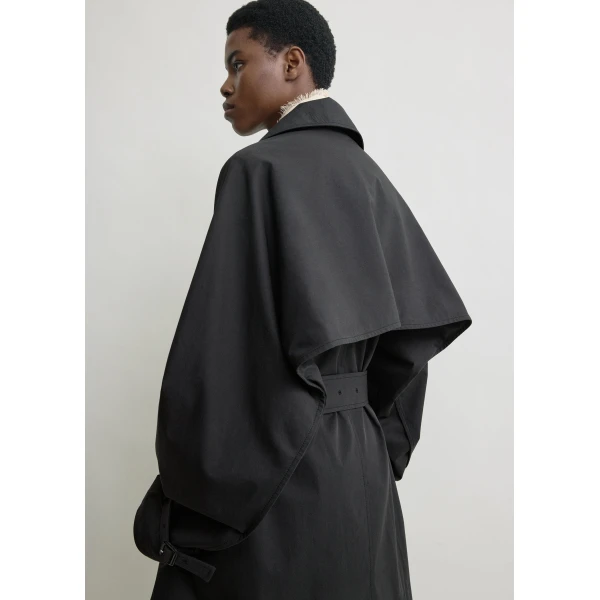 Toteme Coats with minimalist design at Coveti