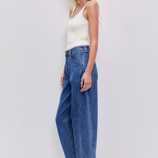 Stevie Barrel Ankle Jean