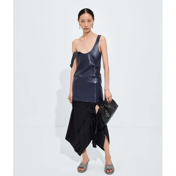 Khaite Women's Dustbag in Black - Black Shoulder & Crossbody Bags - The Lotus Tote Bag - Shop at Coveti