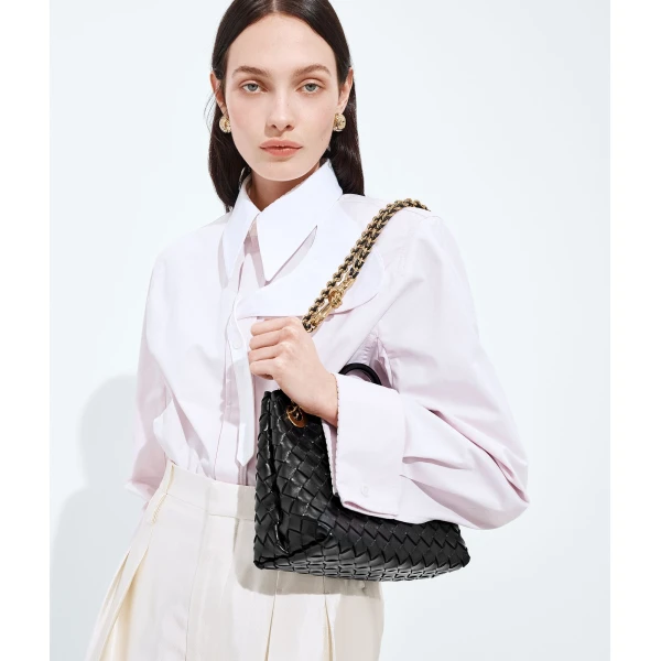 Khaite Women's Small Andiamo Chain in Black - Black Shoulder & Crossbody Bags - The Lotus Tote Bag - Shop at Coveti