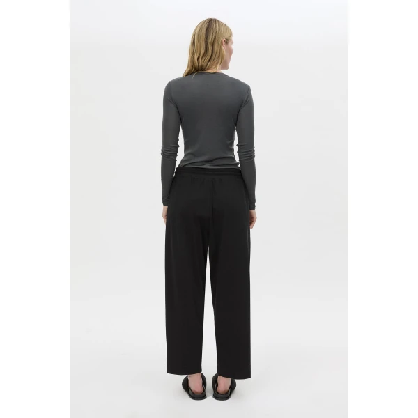 Camilla and Marc Beau Tapered Crop Pant - Pants - Luxury Ready-to-Wear at Coveti