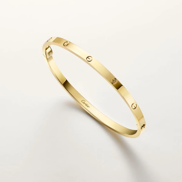 Small Model - Fine Jewelry - Italian Luxury Ready-to-Wear at Coveti