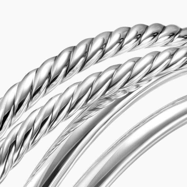 24.4mm – Cable motif close-up