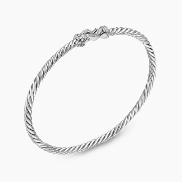 3mm Silver – worn on the wrist