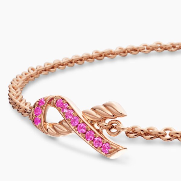 15mm – pavé setting and gemstone detail close-up|David Yurman Cable Collectibles® Ribbon Chain Bracelet in 18K Rose Gold with Pavé Pink Sapphires