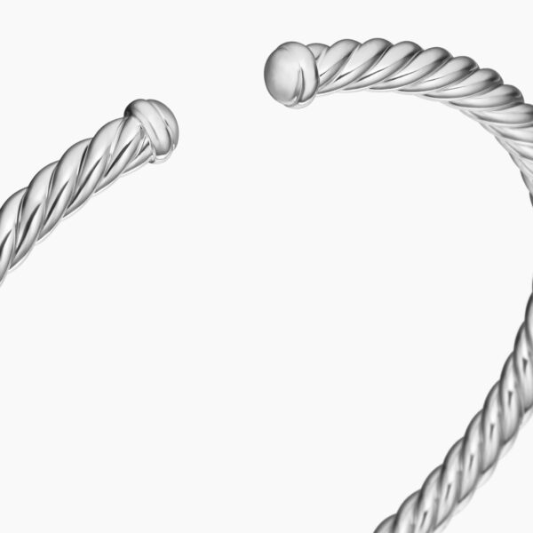 4mm – Cable motif close-up