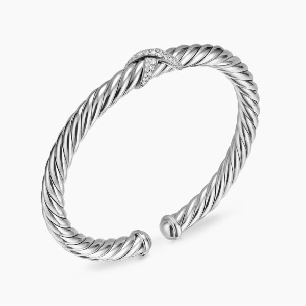 6mm Silver – worn on the wrist