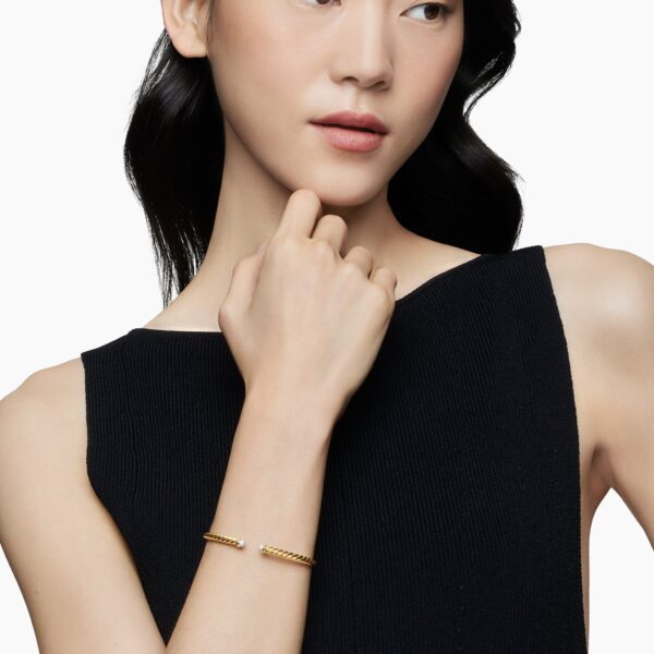 4mm in Gold – front view of authentic Cable Bracelets at Coveti|David Yurman Cablespira® Flex Bracelet in 18K Yellow Gold with Diamonds