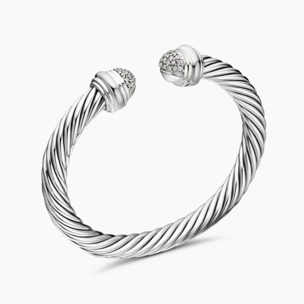 7mm Silver – worn on the wrist