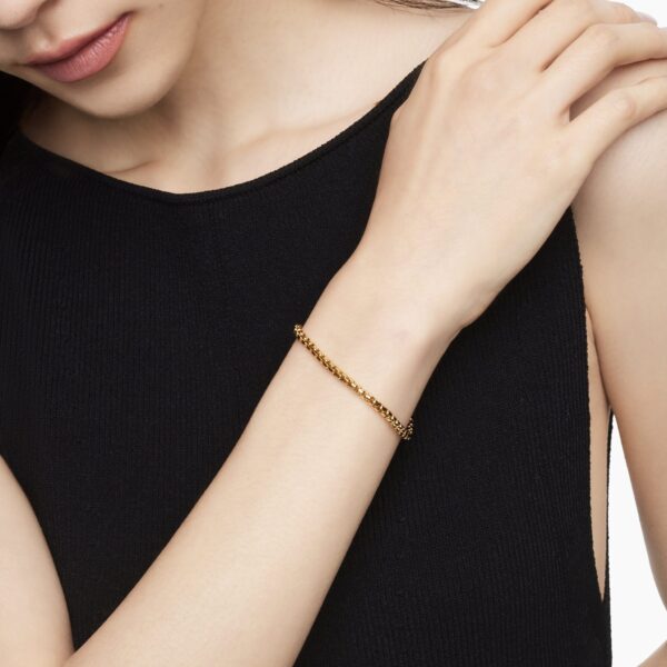 4mm in Gold – clasp and closure mechanism detail|David Yurman DY Bel Aire Box Chain Bracelet in 18K Yellow Gold