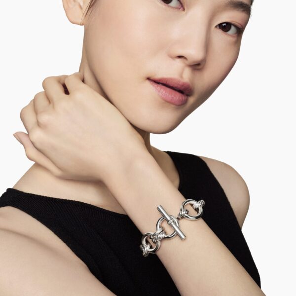 20mm in Silver – clasp and closure mechanism detail|David Yurman DY Mercer® Chain Bracelet in Sterling Silver with Diamonds