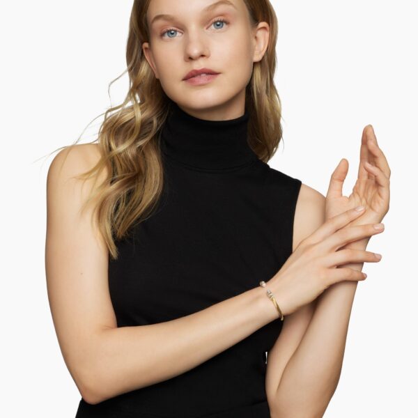4mm in White – front view of authentic Bracelets at Coveti|David Yurman Helena Bracelet in 18K Yellow Gold with Pearls and Diamonds