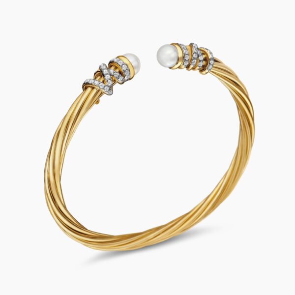 4mm White – worn on the wrist