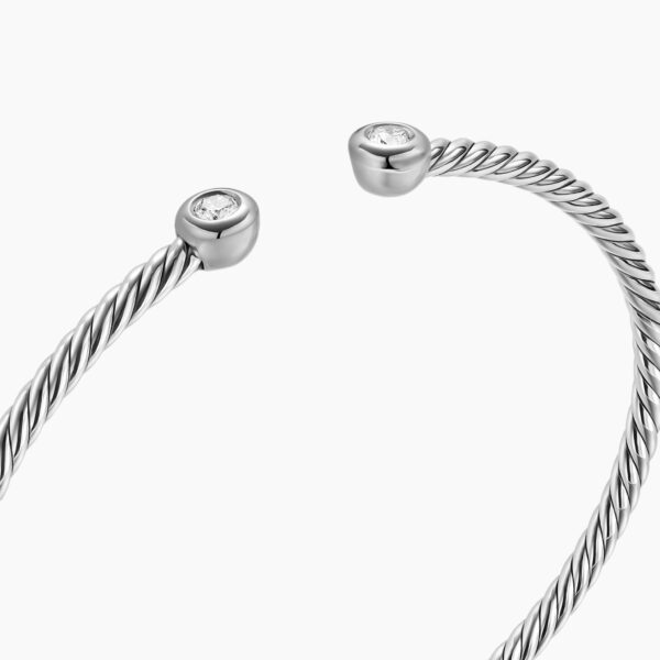2.6mm – Cable motif close-up