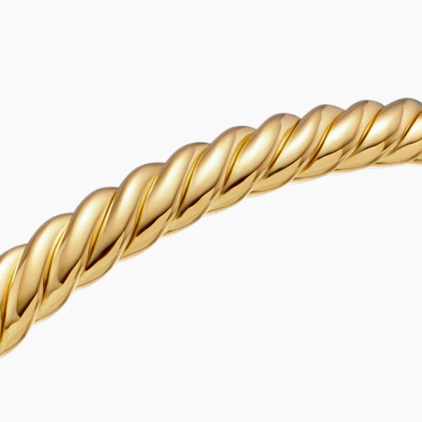 4.5mm – Cable motif close-up