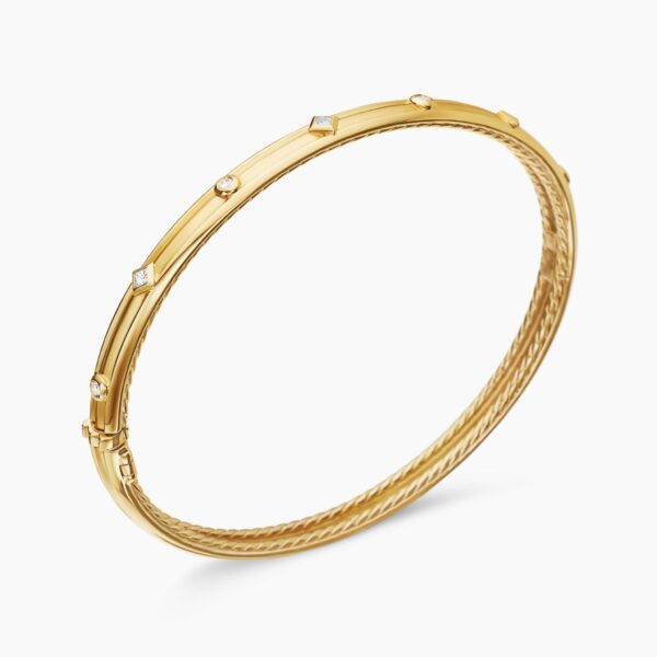 4.5mm Gold – worn on the wrist