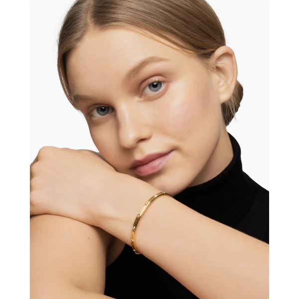 David Yurman Modern Renaissance® Bangle Bracelet in 18K Yellow Gold with Diamonds, 4.5mm, view 7