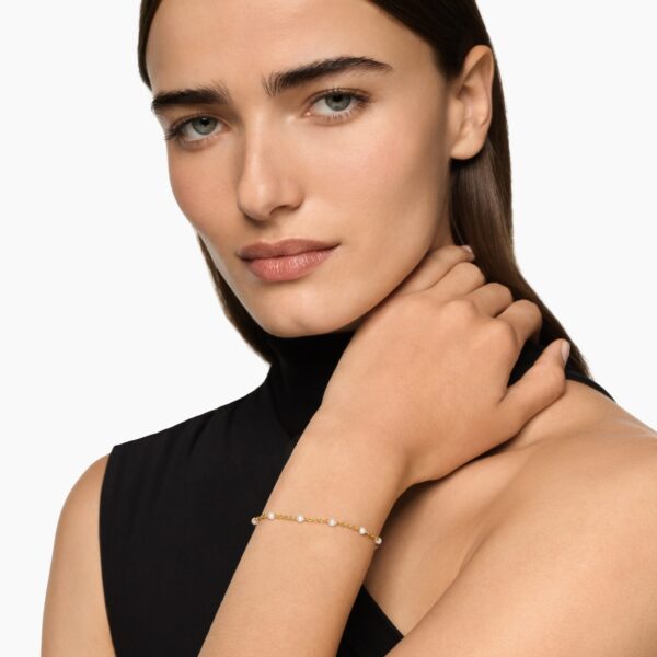 4.5mm in White – front view of authentic Chain Bracelets at Coveti|David Yurman Pearl Classics Toggle Chain Bracelet in 18K Yellow Gold