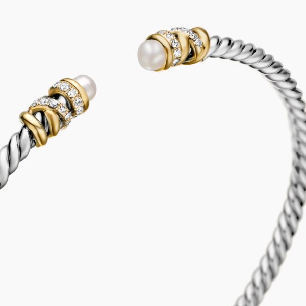 3mm White – worn on the wrist