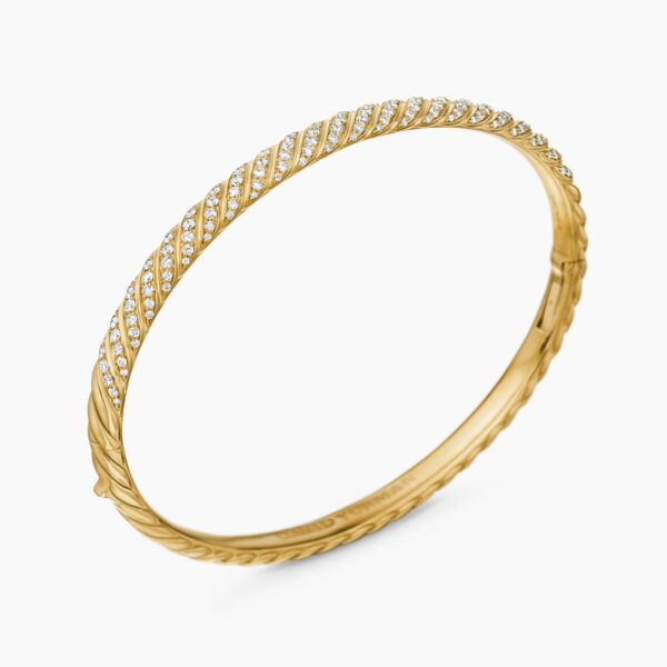 4.6mm Gold – worn on the wrist