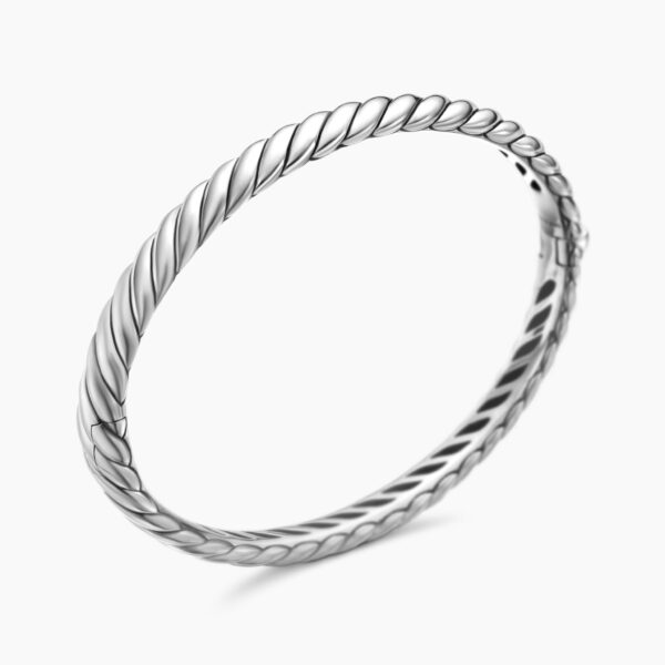 7mm Silver – worn on the wrist