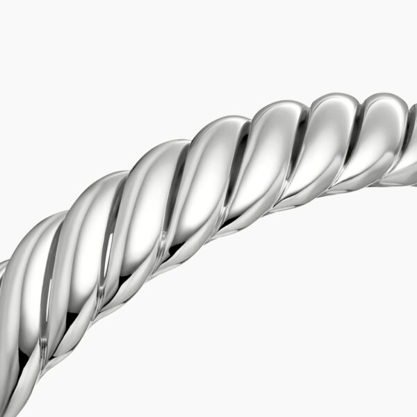 10mm – Cable motif close-up