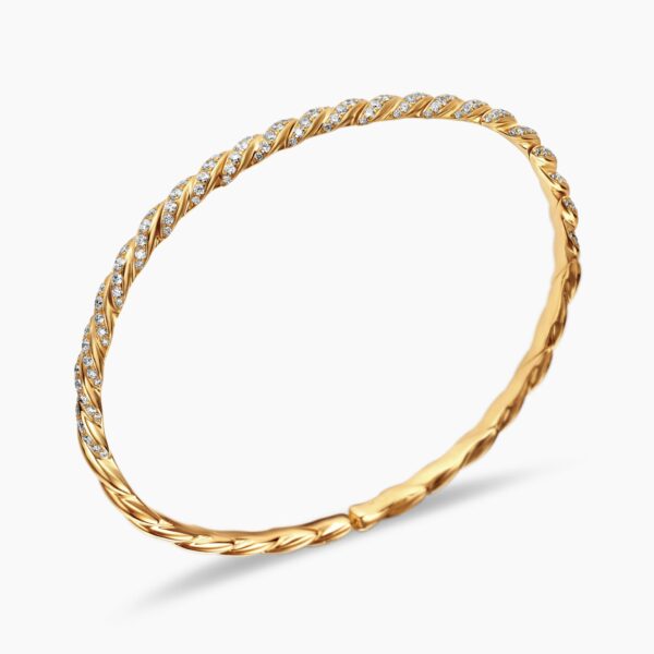3.5mm Gold – worn on the wrist