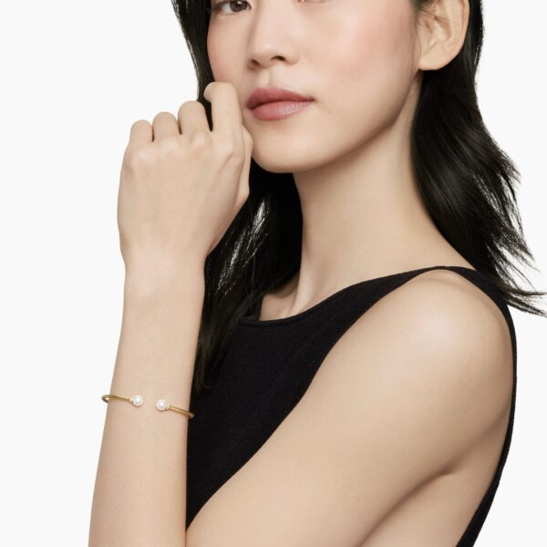 2.3mm in White – clasp and closure mechanism detail|David Yurman Solari Cablespira® Bracelet in 18K Yellow Gold with Pearls and Diamonds