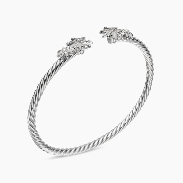 3.5mm Silver – worn on the wrist