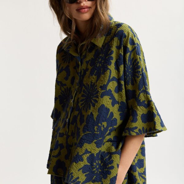 Essentiel Antwerp Green And Dark Blue Peplum Cotton Shirt With Contrasting Collar - Essentiel Antwerp Tops - Colorful Belgian Design - Shop at Coveti