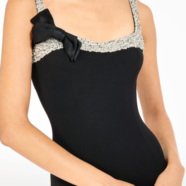 Jenny Packham  Black gown