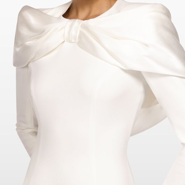 Jenny Packham  White gown
