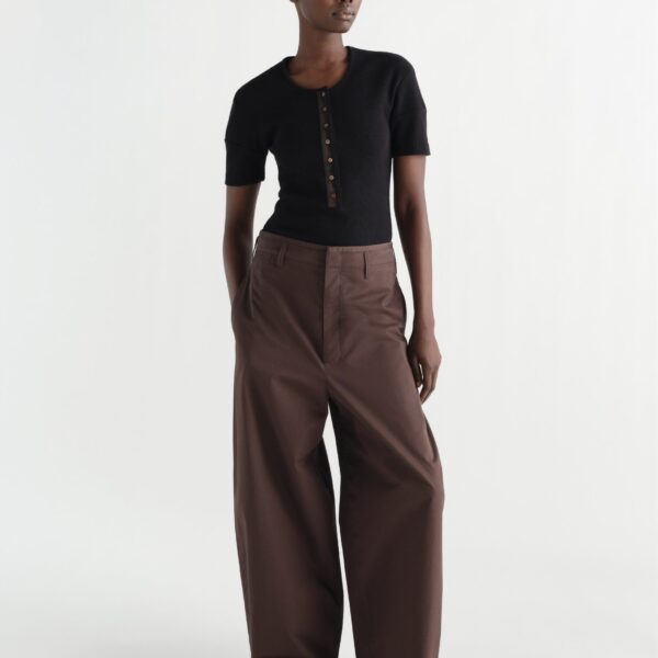 Lemaire Large Chino in Cotton Twill - Pants - Parisian Minimalist Luxury at Coveti