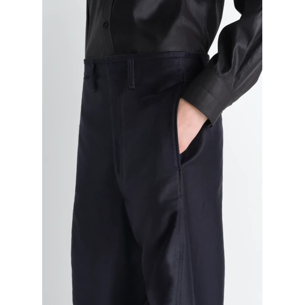 Lemaire Twisted Chino Pants in Cotton Satin, view 4
