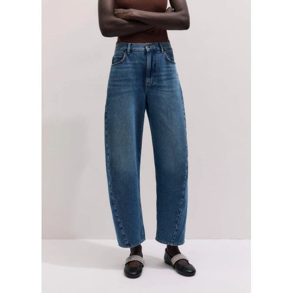 Me and Em Engineered Barrel Jean
Supersoft Denim, view 6