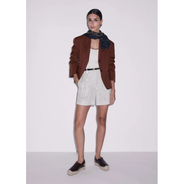 Me and Em Tailored Pleat Short
Linen Blend Top, view 3