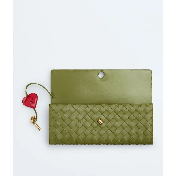 Khaite Women's Andiamo Clutch in Matcha/lipstick - Multicolour Clutch Bags - The Lotus Tote Bag - Shop at Coveti