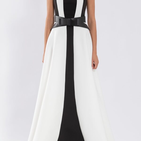 Neoprene Dress With Contrasting Cuts - Image 5