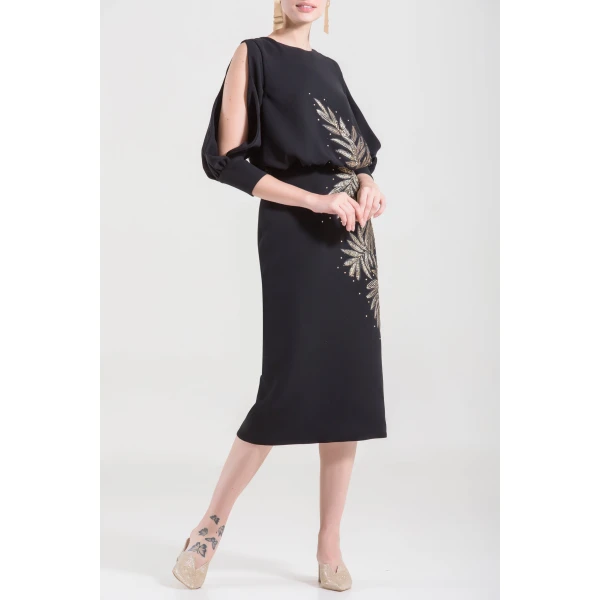 Saiid Kobeisy Short Straight Dress With Short Sleeves And Embroidery On The Side, view 2
