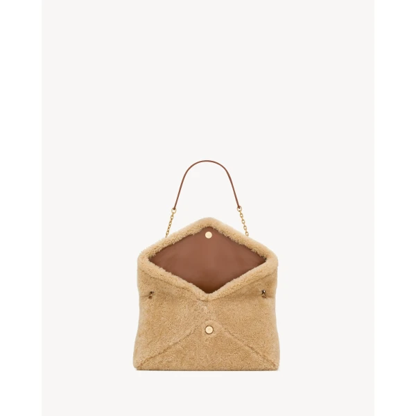 Saint Laurent CASSANDRE large pouch on chain in shearling, view 4