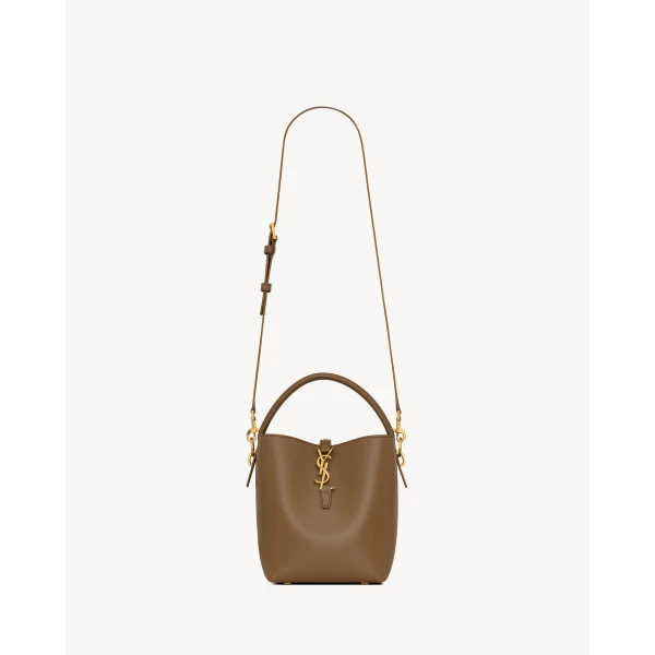 Saint Laurent LE 37 small in shiny leather, view 3