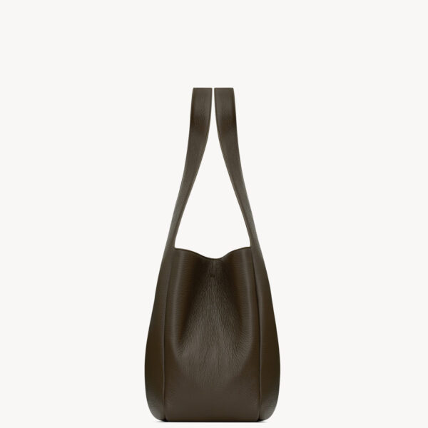 Saint Laurent LE 5 À 7 BEA in grained leather designed in Paris