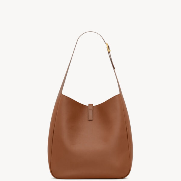Saint Laurent LE 5 À 7 supple LARGE in grained leather designed in Paris