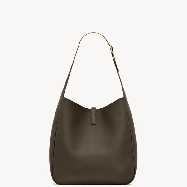 Saint Laurent LE 5 À 7 supple LARGE in grained leather designed in Paris