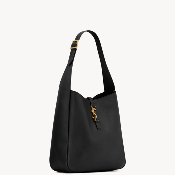 Saint Laurent LE 5 À 7 supple LARGE in grained leather designed in Paris